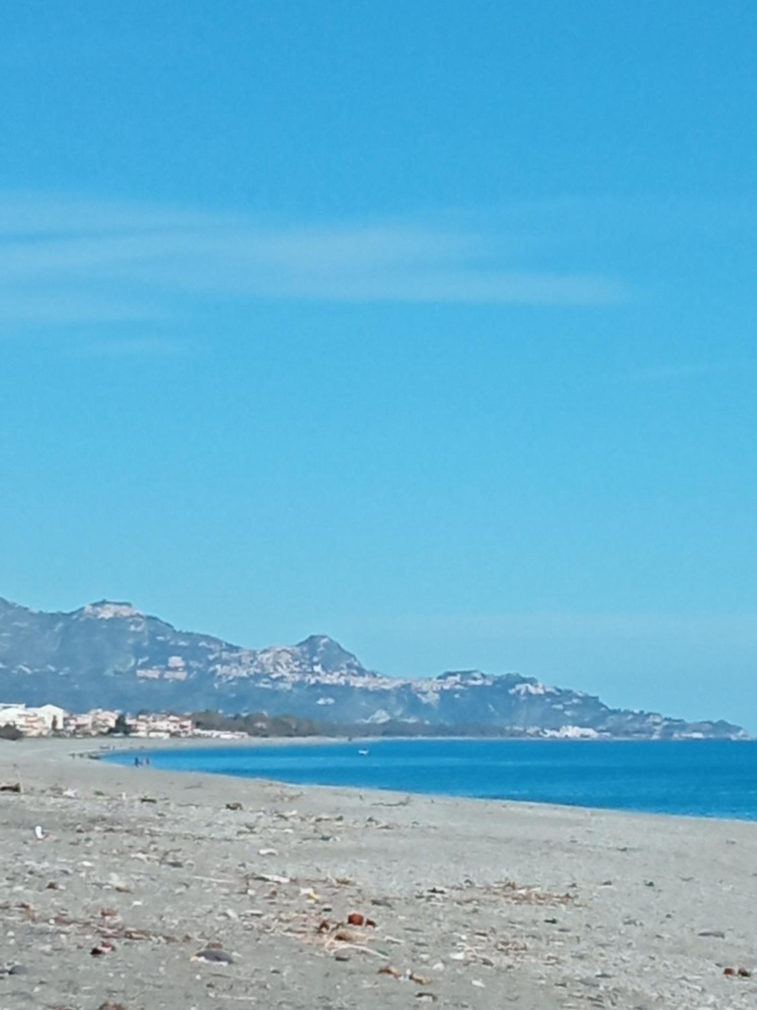 Casa Vacanza Tropicana Mascali Esterno foto