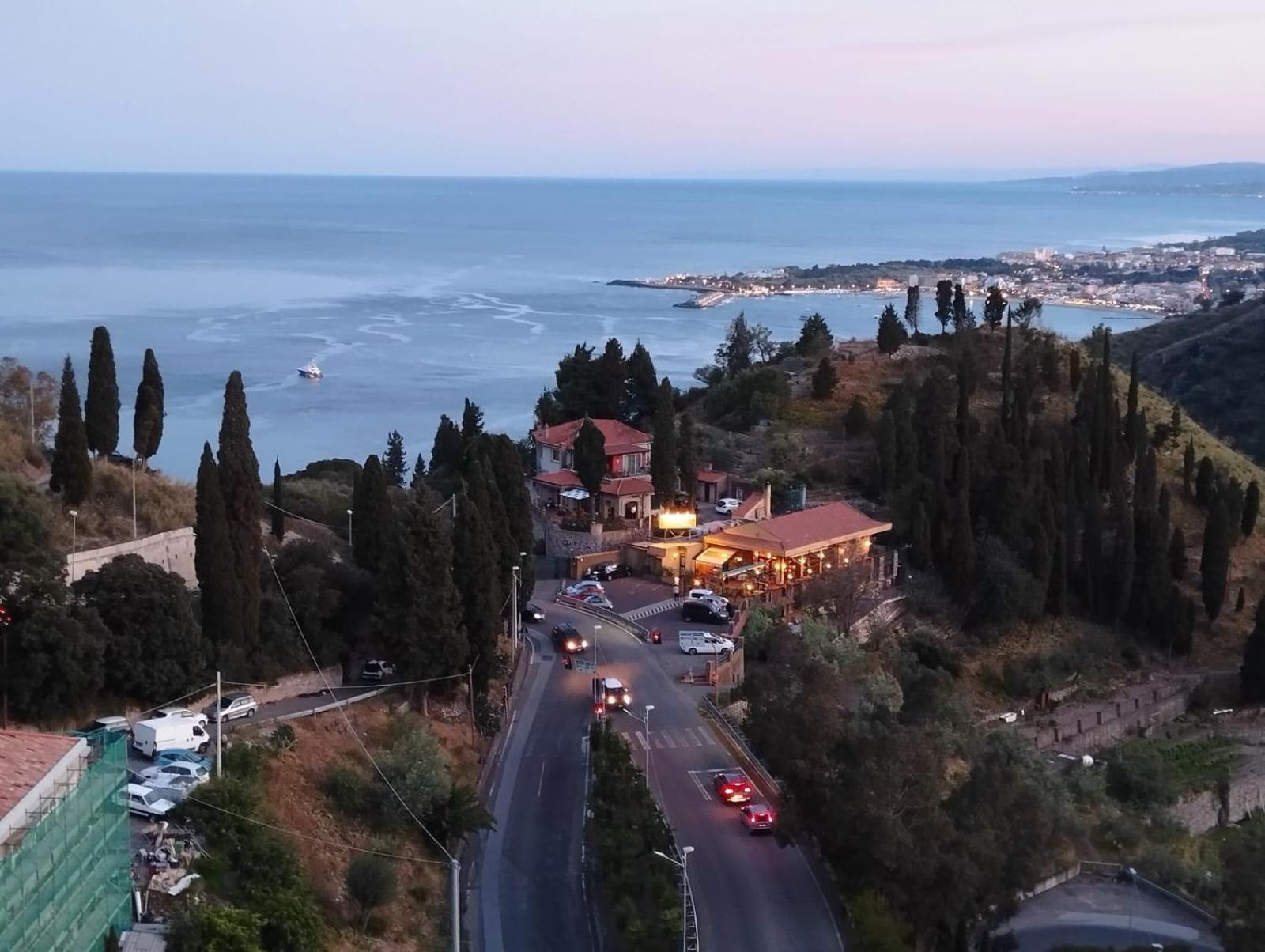 Casa Vacanza Tropicana Mascali Esterno foto